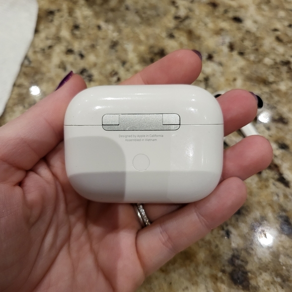**SOLD** AirPods Pro - Genuine Apple - Like New - Picture 2 of 5